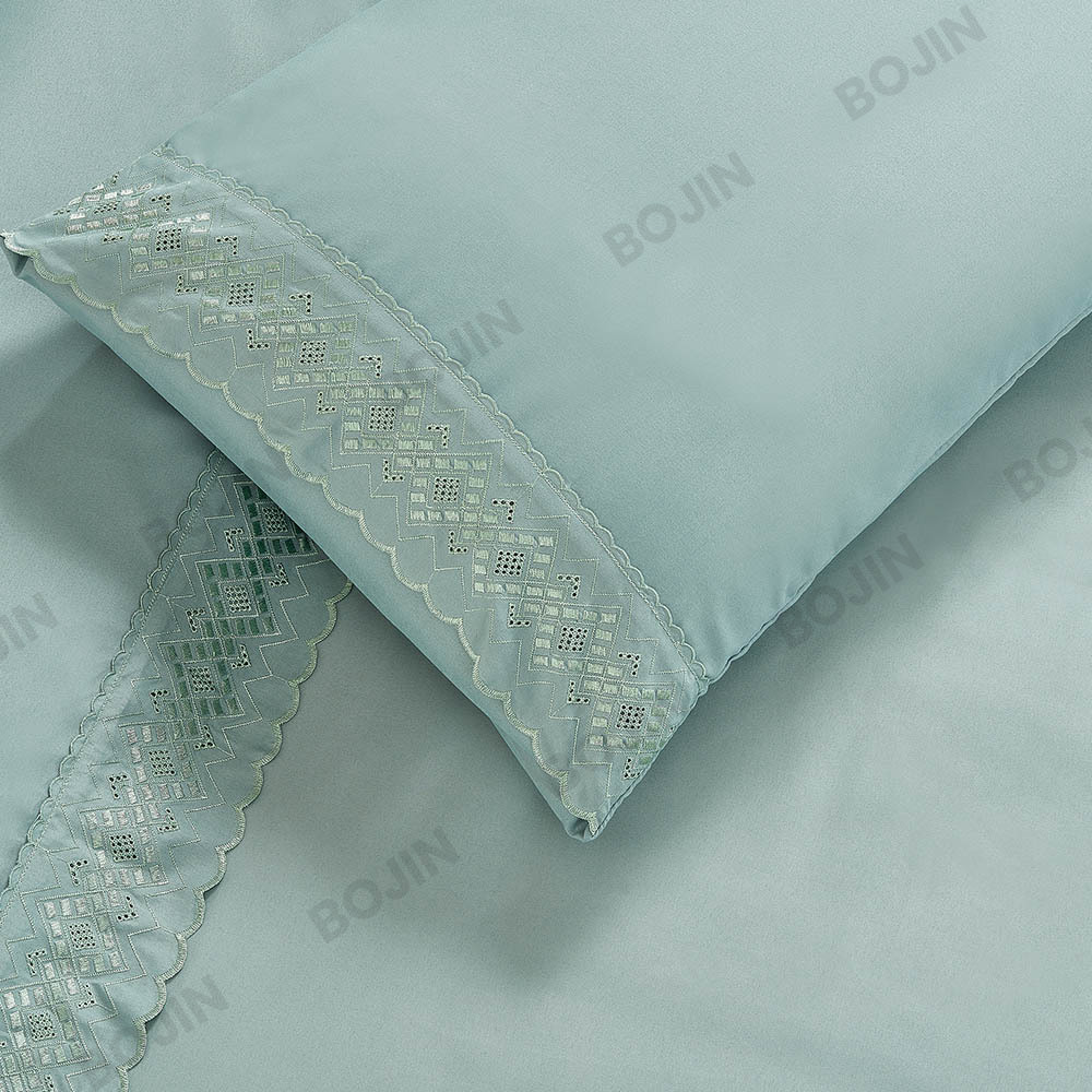 Uppsättning av mikrofiber med spetsar